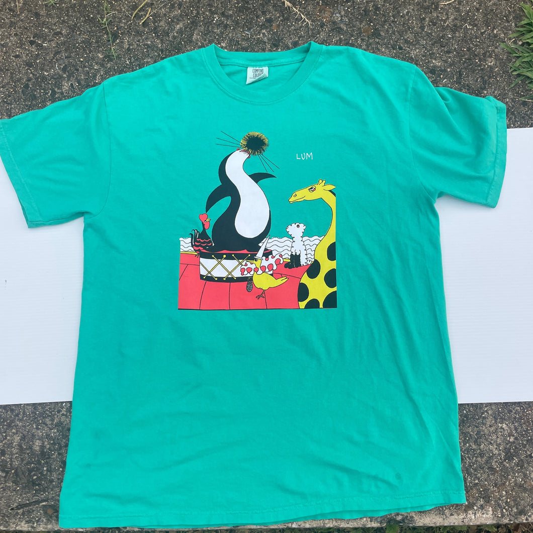 LUM - CLAPPING SEAL ISLAND GREEN COMFORT COLORS S/S TEE